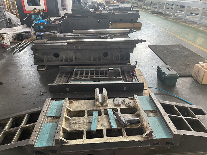 韓國斗山vmc 750 -PUMA 305大修