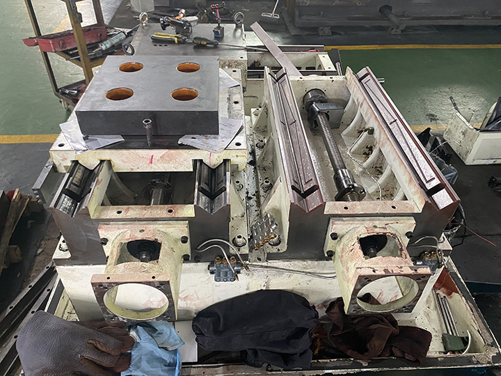 滾齒機(jī)、磨床、專機(jī)大修